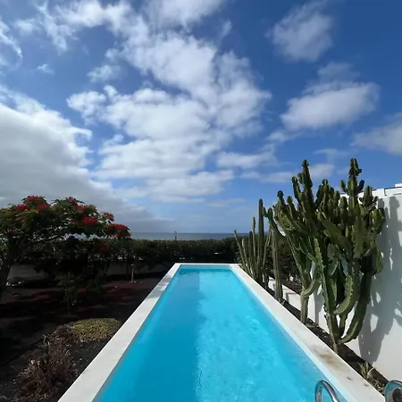 Вилла Casa En El Mar Con Infinity Pool