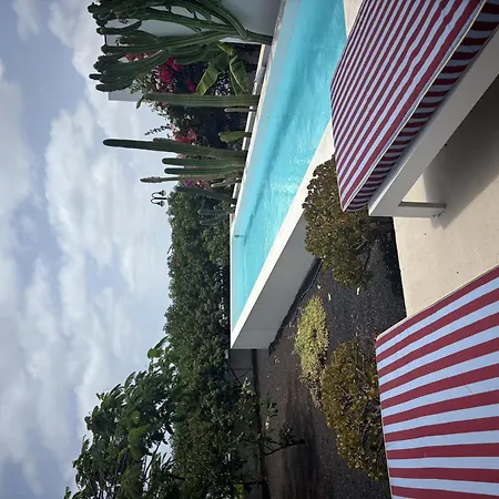 Casa En El Mar Con Infinity Pool فيلة Punta Mujeres